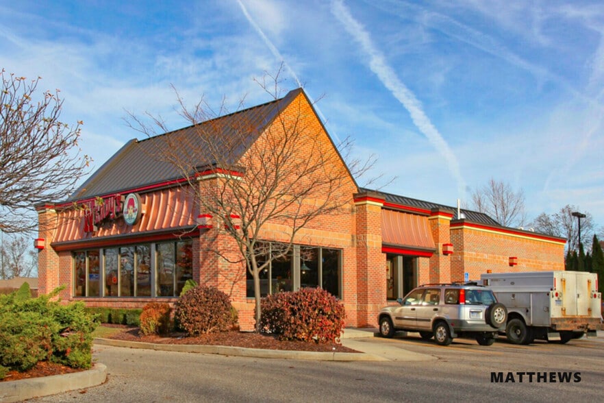 4301 W Centre Ave, Portage, MI for sale - Building Photo - Image 2 of 4