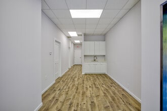 3775 Venture Dr, Duluth, GA for lease Interior Photo- Image 2 of 11