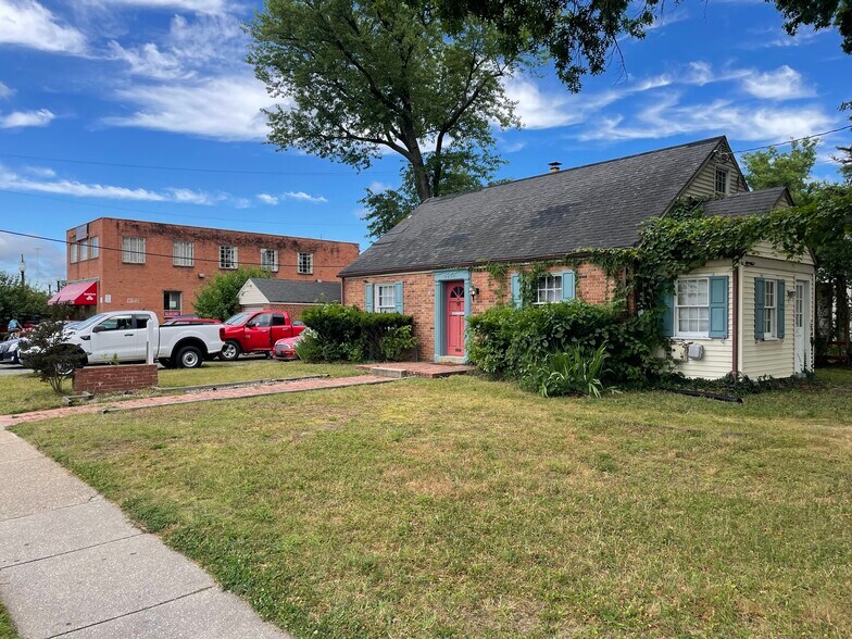 3430 Hamilton St, Hyattsville, MD à louer - Photo du bâtiment - Image 2 de 10