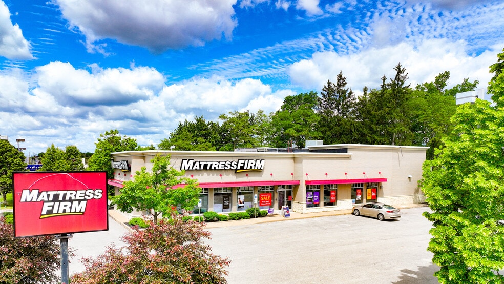 796 Boardman Poland Rd, Youngstown, OH for sale - Building Photo - Image 2 of 12