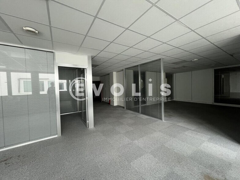 Bureau dans Villiers-sur-Marne à vendre - Photo intérieure - Image 3 de 10