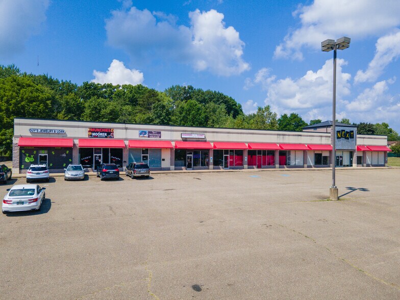 2052-2070 Romig Rd, Akron, OH à vendre - Photo du bâtiment - Image 2 de 71