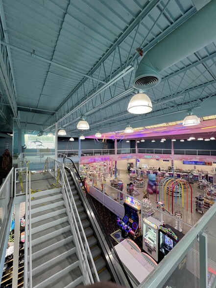 301 S Kings Hwy, Myrtle Beach, SC for lease - Building Photo - Image 2 of 6