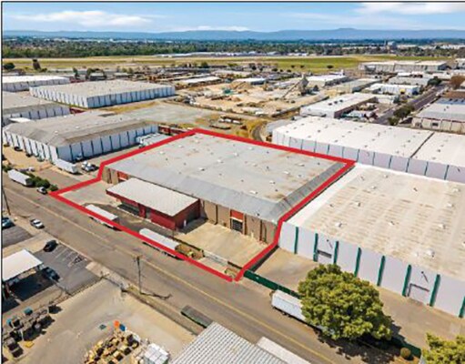 427 Doherty Ave, Modesto, CA à vendre - Photo du bâtiment - Image 2 de 5