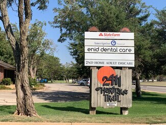 Plus de détails pour 2411 Heritage Trl, Enid, OK - Bureau à vendre