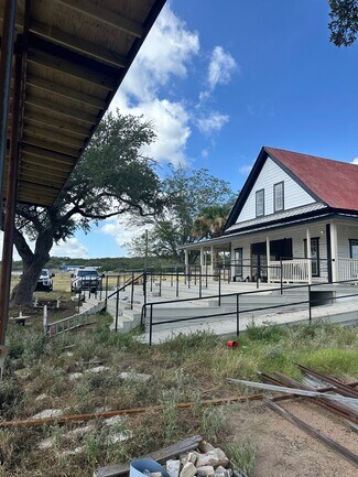 Plus de détails pour 9900 E State Highway 71, Spicewood, TX - Commerce de détail à louer