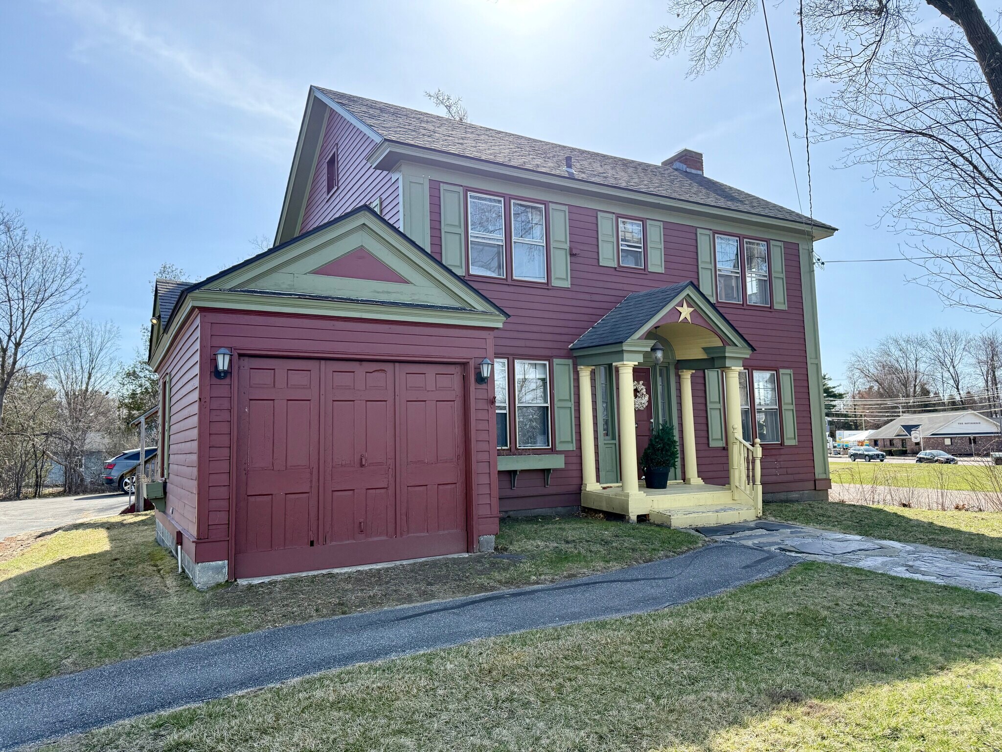 10 Patchen Rd, South Burlington, VT à vendre Photo du bâtiment- Image 1 de 1