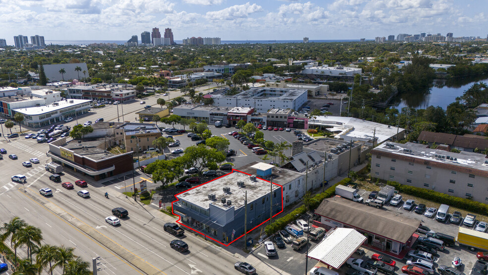 2132-2200 E Oakland Park Blvd, Fort Lauderdale, FL à louer - Photo du bâtiment - Image 3 de 20