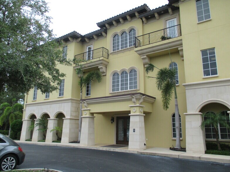 2641 Fruitville Rd, Sarasota, FL à vendre - Photo du bâtiment - Image 2 de 27