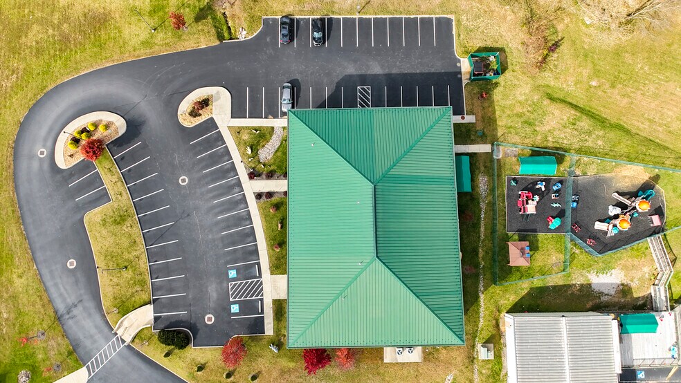 Scattergood Portfolio portefeuille de 3 propriétés à vendre sur LoopNet.ca - Photo du bâtiment - Image 3 de 112