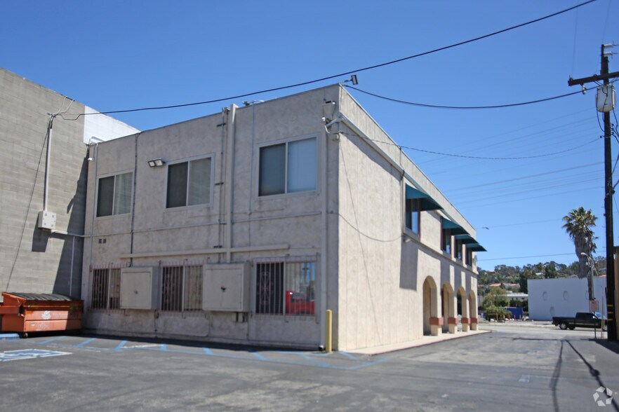 4015 Pacific Coast Hwy, Torrance, CA à louer - Photo du bâtiment - Image 2 de 3