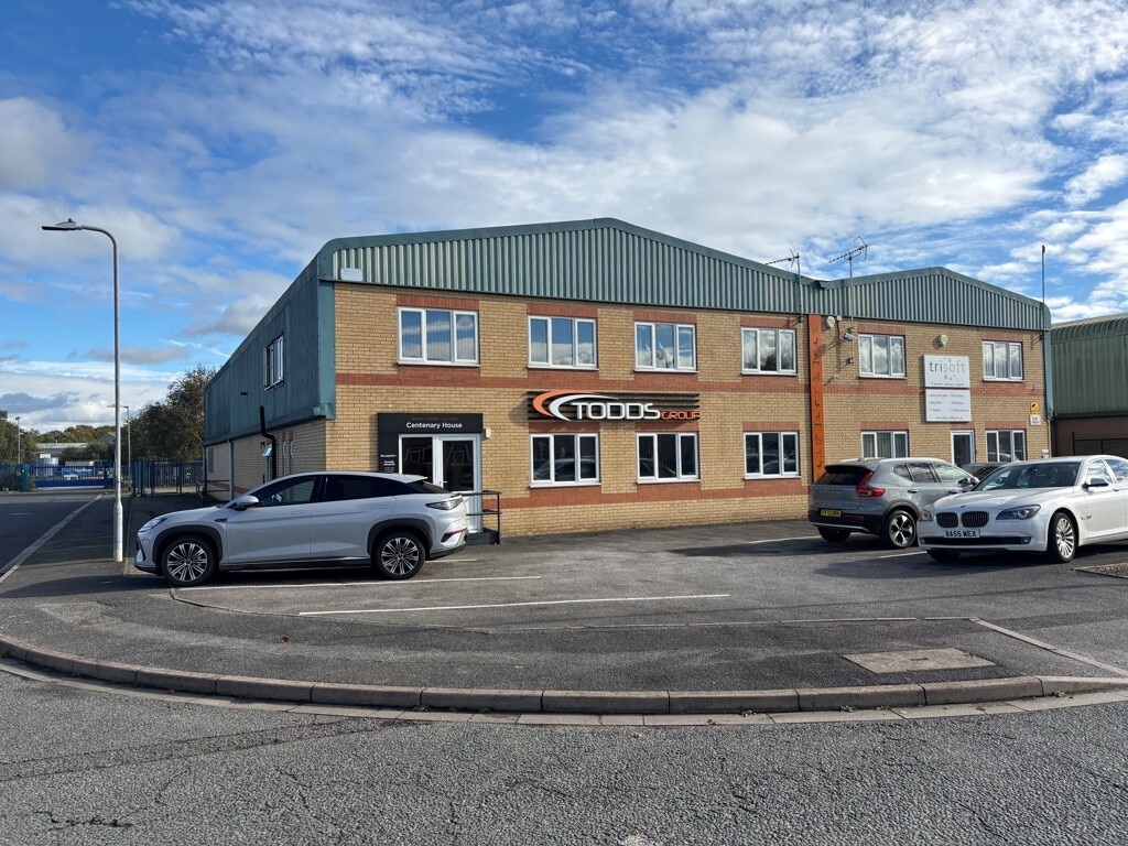 Whisby Way, Lincoln for lease Primary Photo- Image 1 of 10