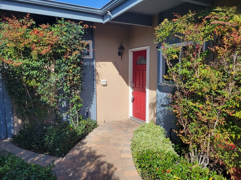 25353 Oak St, Lomita, CA à vendre - Photo du bâtiment - Image 3 de 39