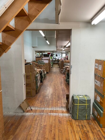 1416-1420 Boul Saint-Laurent, Montréal, QC for sale - Interior Photo - Image 2 of 16