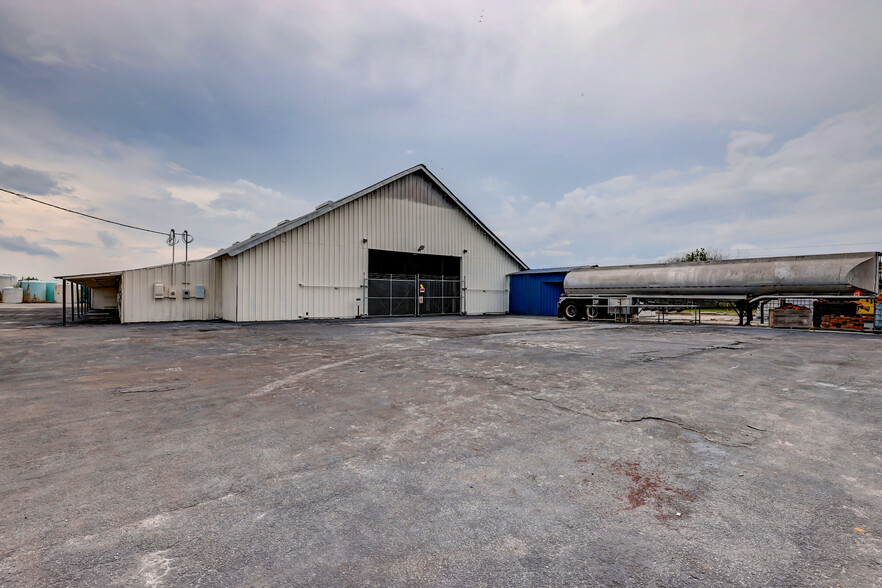 17250 SW Railroad Ave, Indiantown, FL for lease - Building Photo - Image 2 of 38