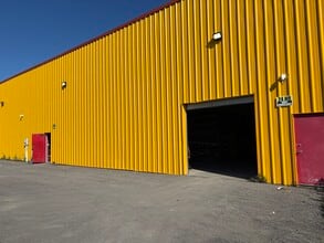655 St Lawrence St, North Dundas, ON for lease Interior Photo- Image 2 of 10