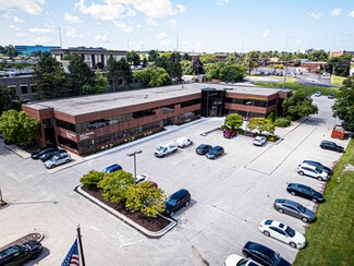 More details for 601-611 N Barker Rd, Brookfield, WI - Office for Sale