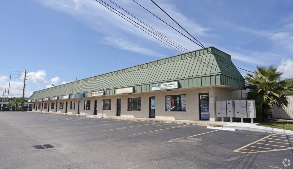 6110 Powers Ave, Jacksonville, FL for lease - Primary Photo - Image 2 of 5