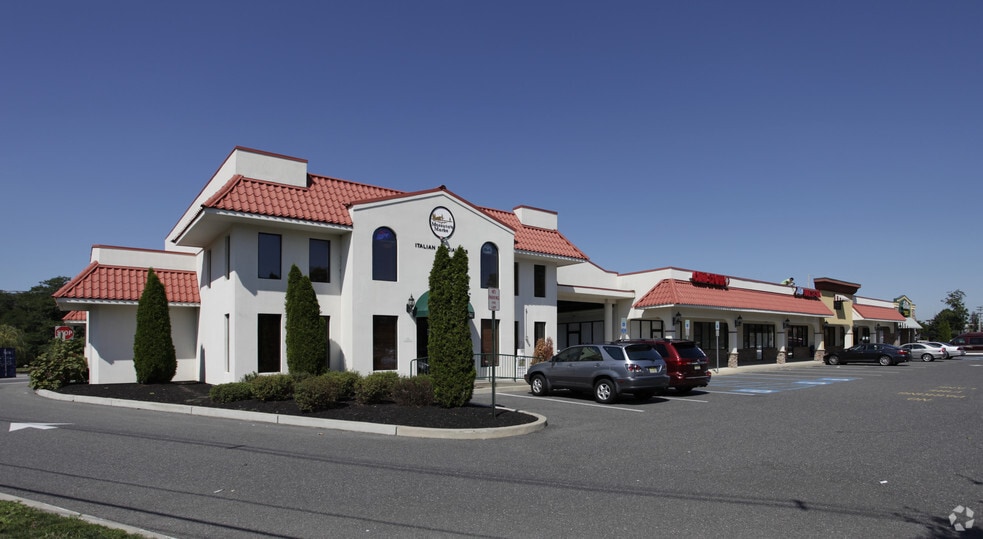 2027 State Route 35, Wall Township, NJ à louer - Photo du bâtiment - Image 1 de 104