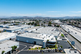 1611 W Pomona Rd, Corona, CA - aerial  map view