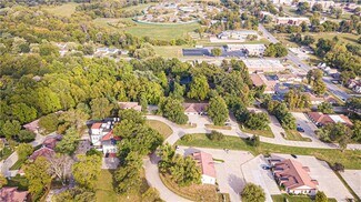 Plus de détails pour 1011 E Saint Maartens Dr, Saint Joseph, MO - Bureau à louer