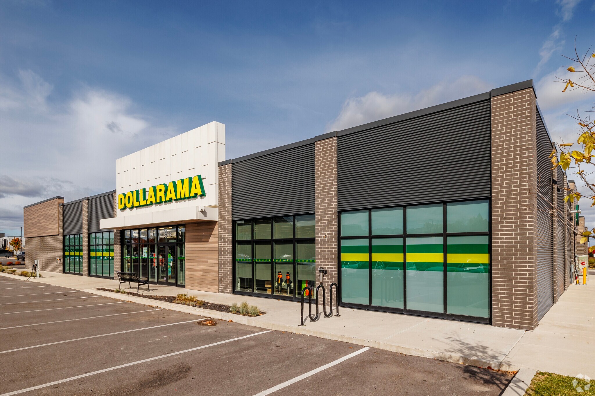 18195 Ch Notre-Dame, Mirabel, QC for sale Primary Photo- Image 1 of 1