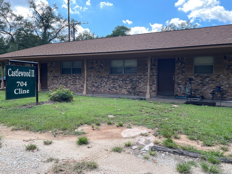 704 Cline St, Huntsville, TX for sale - Building Photo - Image 3 of 22