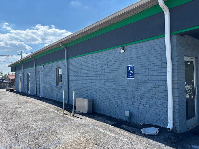 899-911 W Main St, Hendersonville, TN à vendre - Photo du bâtiment - Image 3 de 4