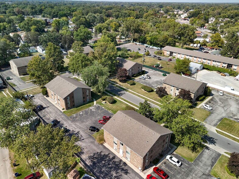 2820 Eldora Dr, Toledo, OH à vendre - Photo du bâtiment - Image 3 de 8