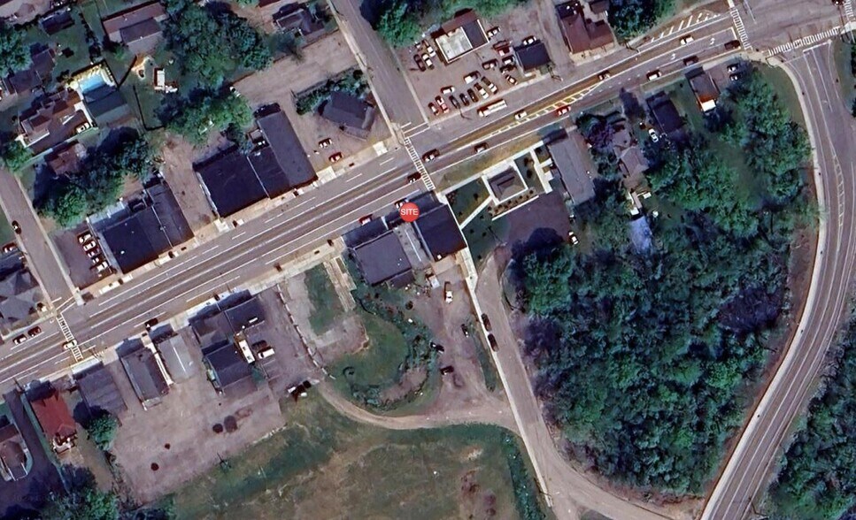 103-105 Rt-31, Macedon, NY à louer - Photo du bâtiment - Image 2 de 8