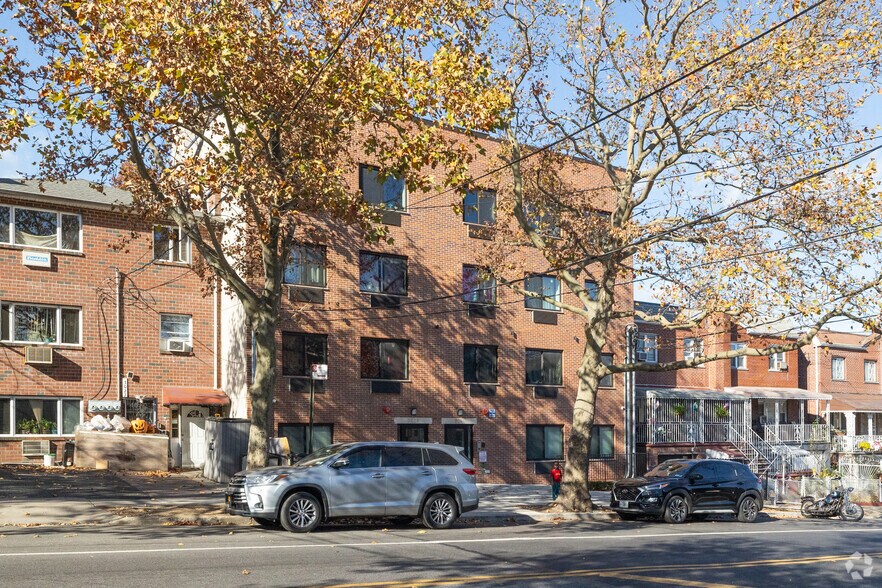 3029-3031 Bronxwood Ave, Bronx, NY à vendre - Photo du bâtiment - Image 3 de 5