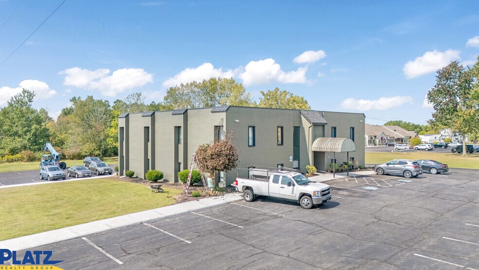 918 Youngstown Warren Rd, Niles, OH à vendre - Photo du bâtiment - Image 2 de 9