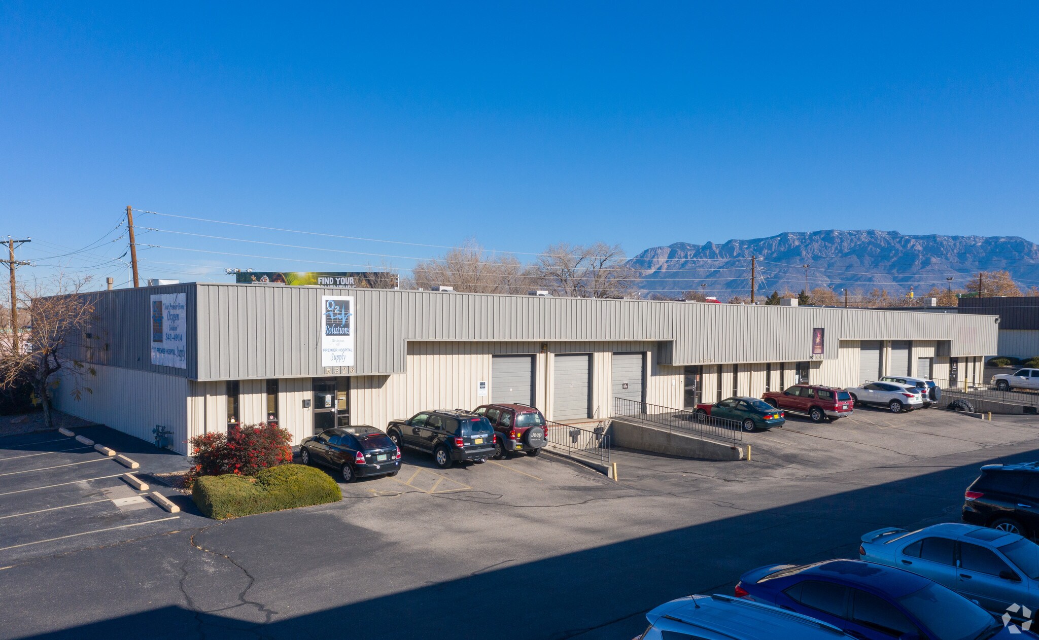 5326-5338 Pan American Fwy NE, Albuquerque, NM à louer Photo principale- Image 1 de 5
