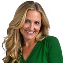 Stacey Clews