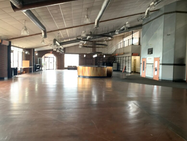 2030 N Mall Dr, Alexandria, LA à vendre - Photo intérieure - Image 3 de 9