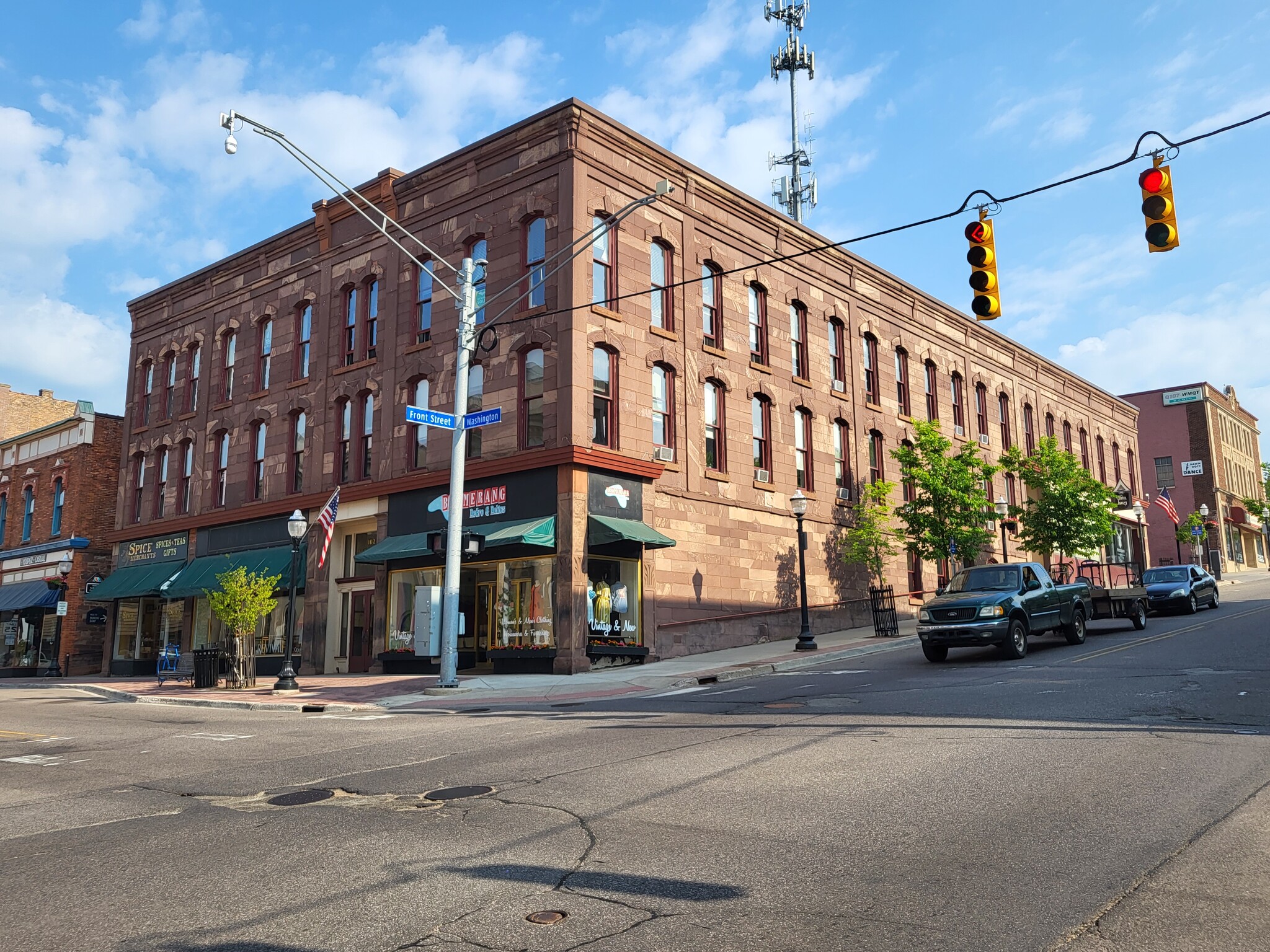 102 W Washington St, Marquette, MI à vendre Photo principale- Image 1 de 1