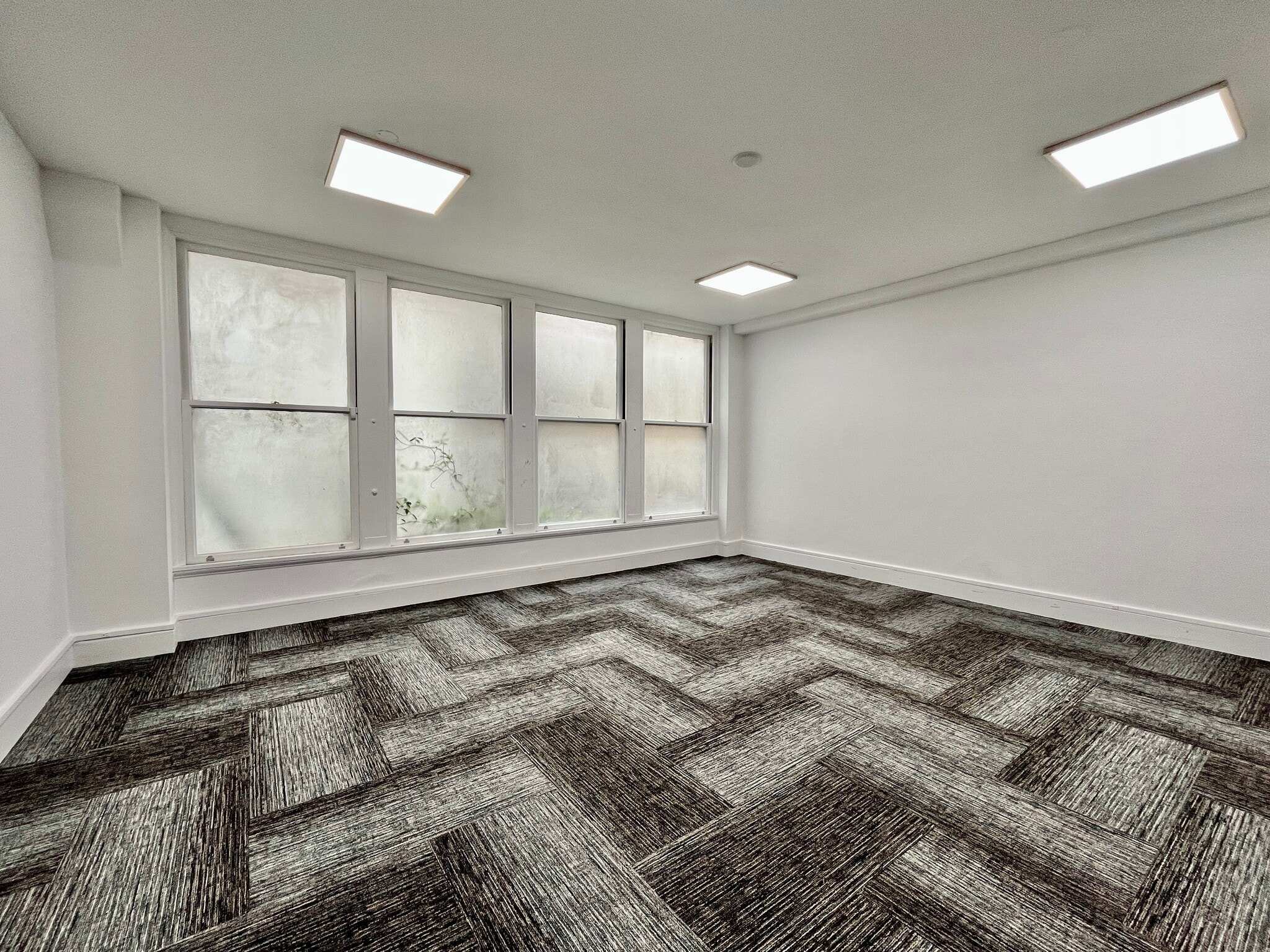 559-567 Sutter St, San Francisco, CA à louer Photo intérieure- Image 1 de 4