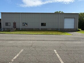 6 Industrial Pky, Easthampton, MA for lease Interior Photo- Image 1 of 9