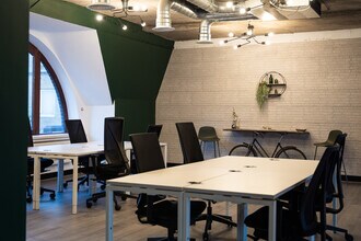 16-18 St Johns Ln, Londres à louer Photo intérieure- Image 2 de 10