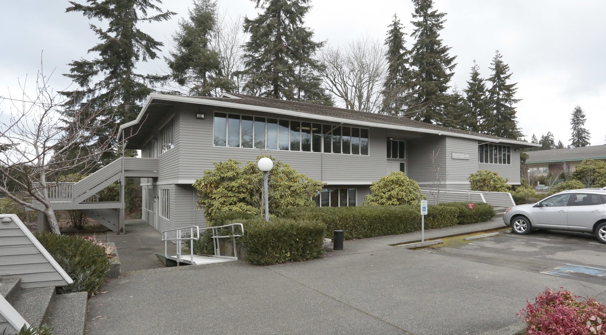 14042 NE 8th St, Bellevue, WA for lease Primary Photo- Image 1 of 8