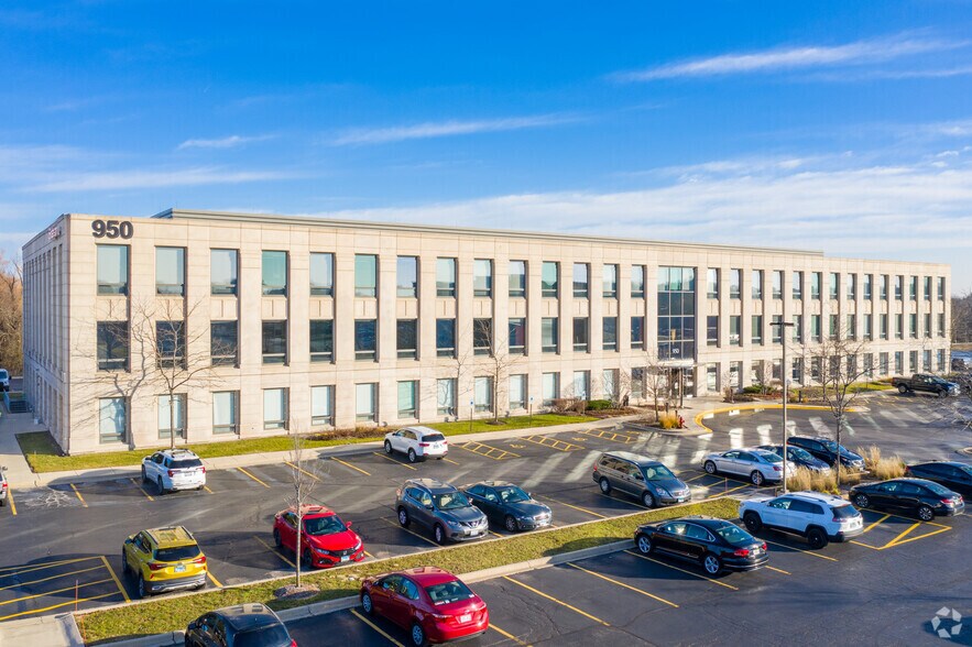 950 Technology Way, Libertyville, IL à louer - Photo du bâtiment - Image 2 de 5