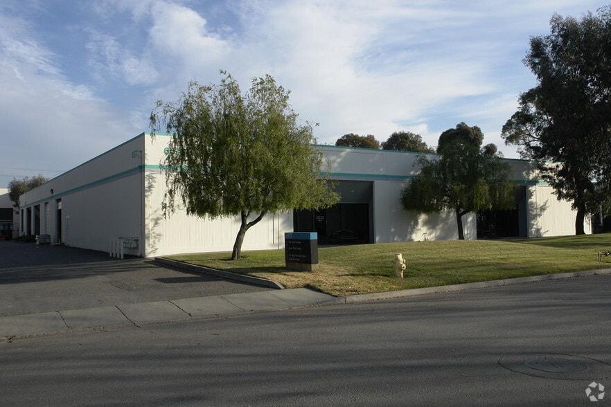 6575 Trinity Ct, Dublin, CA for lease - Building Photo - Image 3 of 5