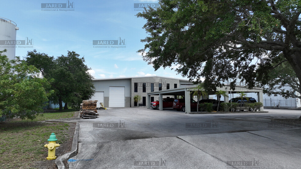 10581 47th St N, Clearwater, FL à louer - Photo du b timent - Image 1 de 16