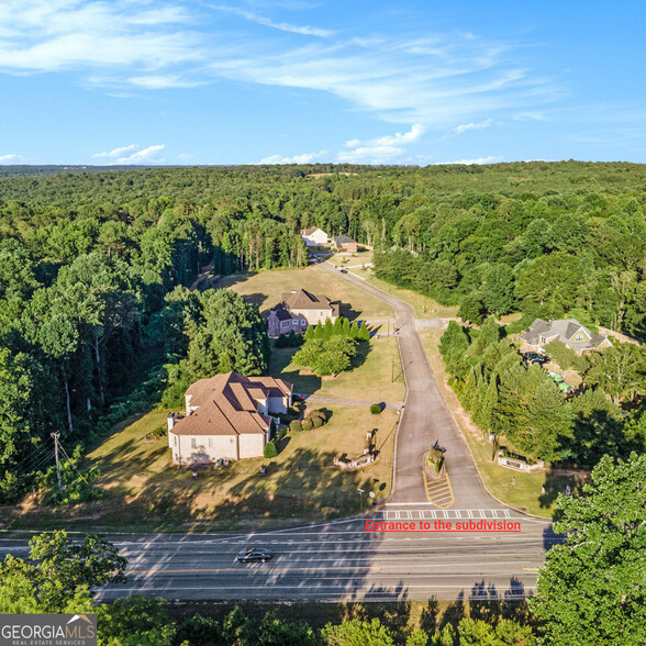 1024 Queens Bridge Way, Griffin, GA for sale - Aerial - Image 2 of 12