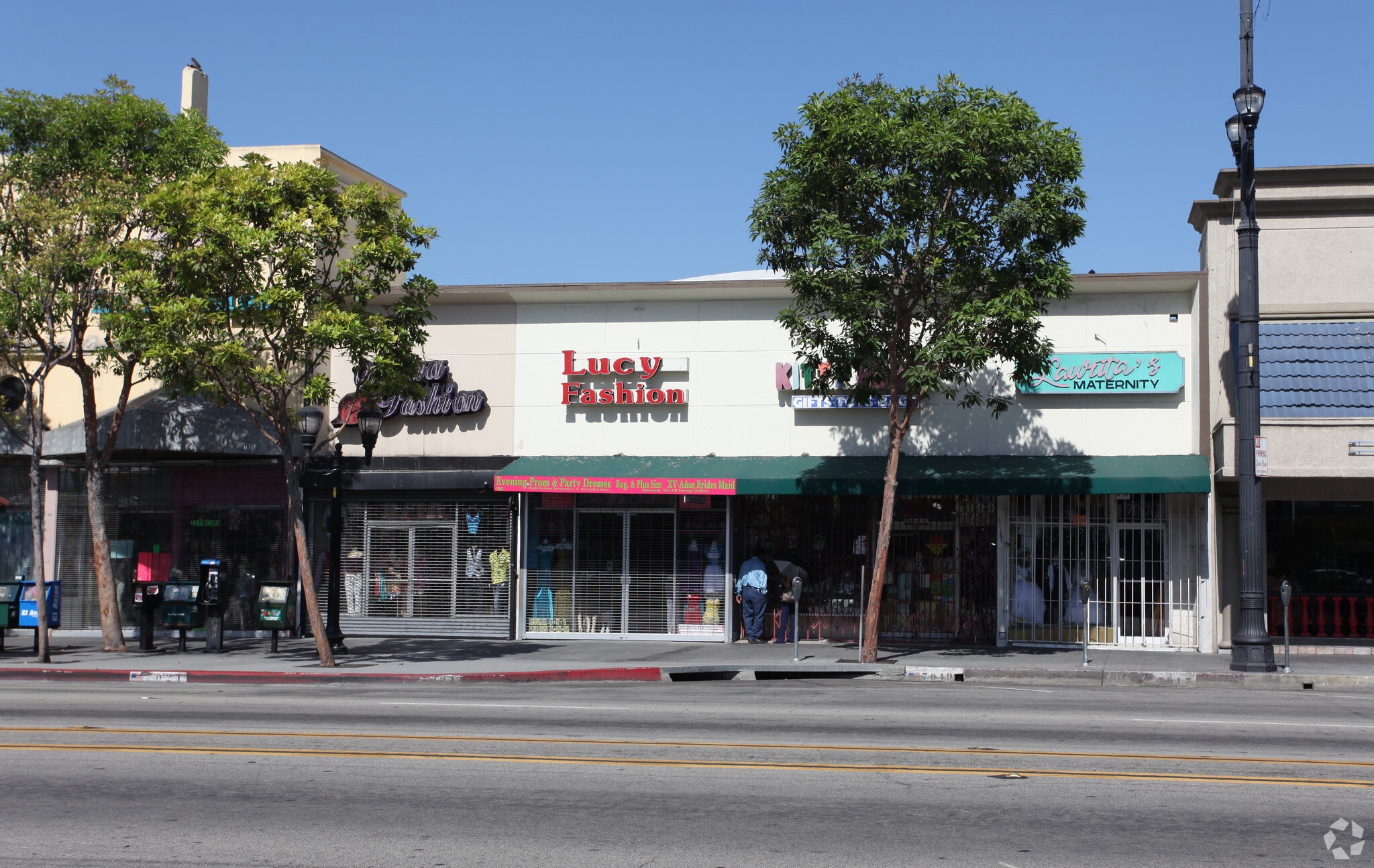7017-7021 Pacific Blvd, Huntington Park, CA for lease Primary Photo- Image 1 of 4