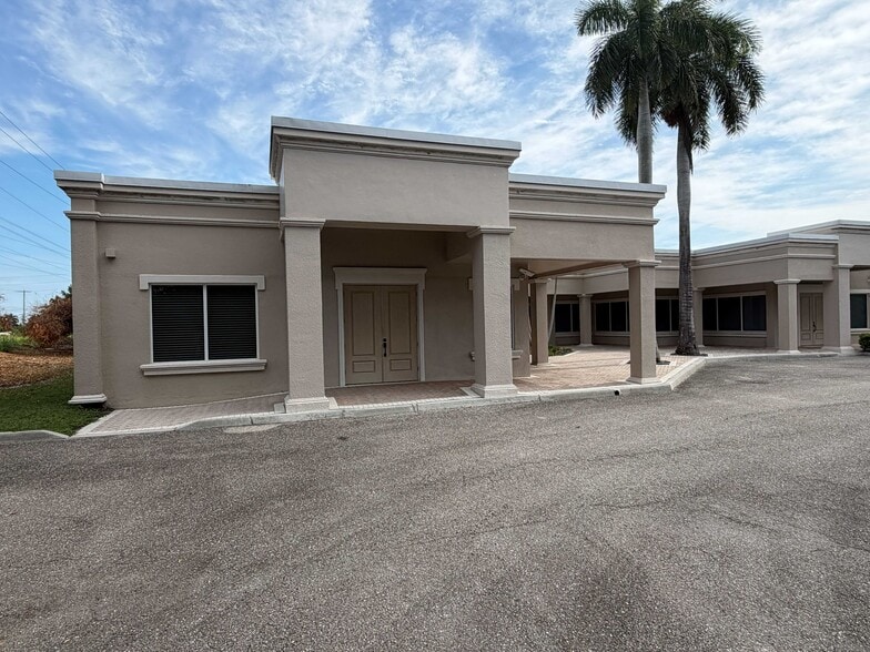 3 Harvard Cir, West Palm Beach, FL for lease - Building Photo - Image 2 of 15