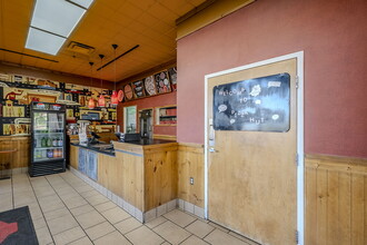 3145 E Chandler Blvd, Phoenix, AZ à louer Photo intérieure- Image 2 de 4