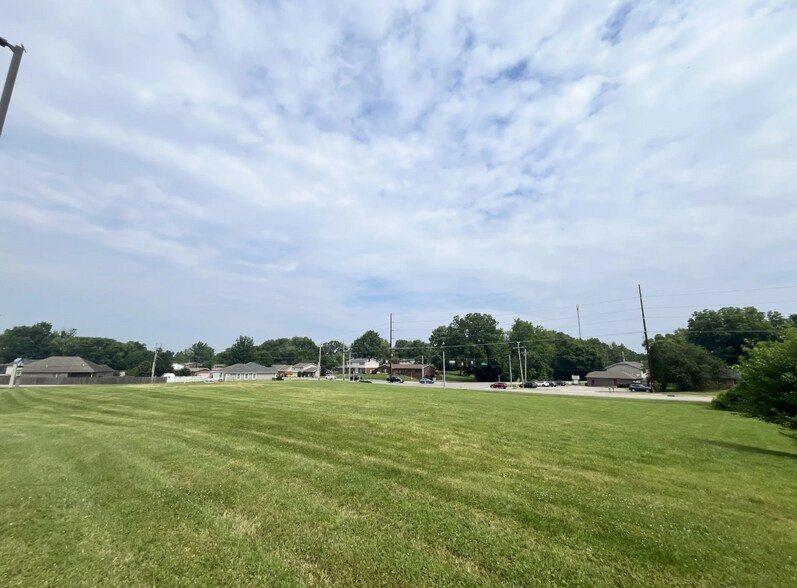 4522 Old State Route 261, Newburgh, IN for sale - Building Photo - Image 2 of 4