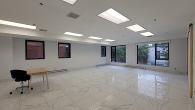 4510-4512 Rue Cartier, Montréal, QC à louer Photo intérieure- Image 2 de 11