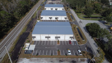 774 Parque, Holly Hill, FL à louer Photo du b timent- Image 1 de 4